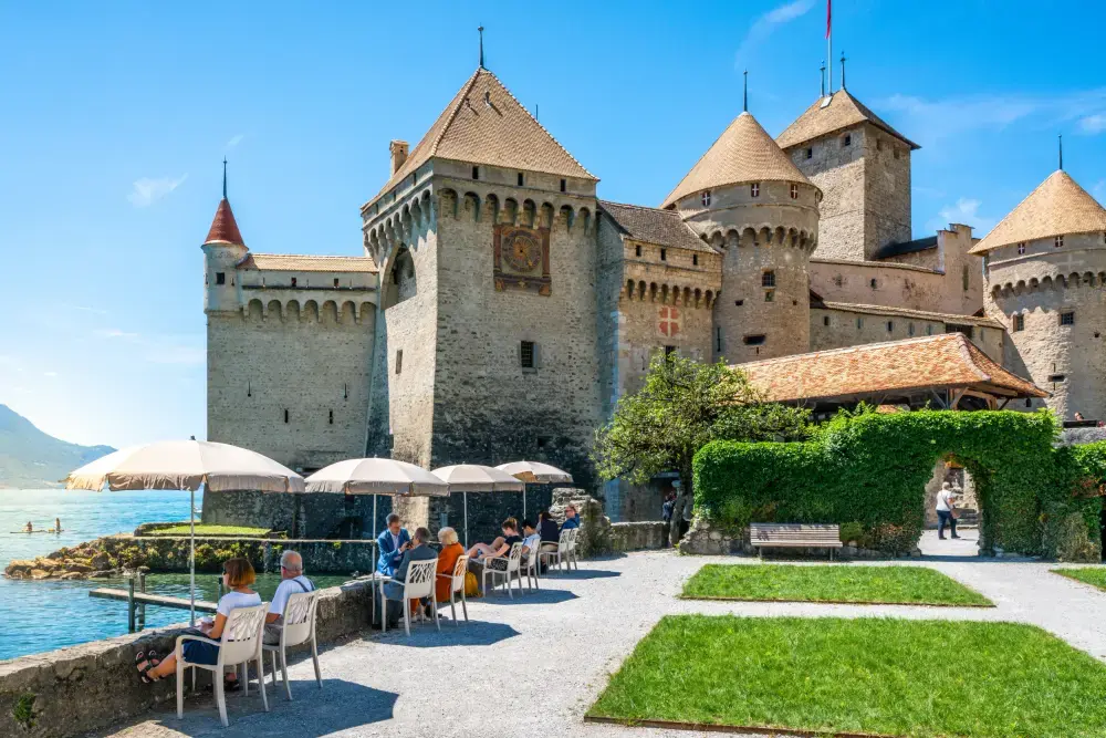 Geneva to Montreux: Chaplin Museum, Chillon Castle & Vevey — photograph 4